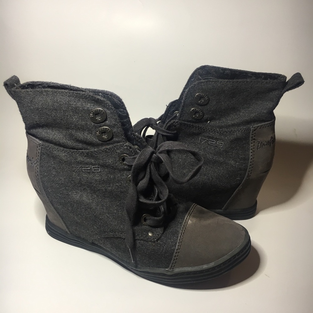 Blowfish 1728 Wedge Booties Size 9